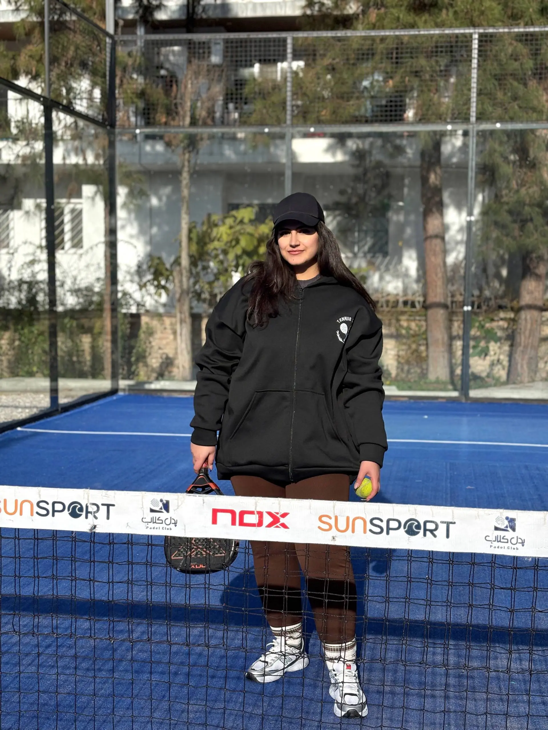 سویشرت سایزبزرگ تنیس کلاب